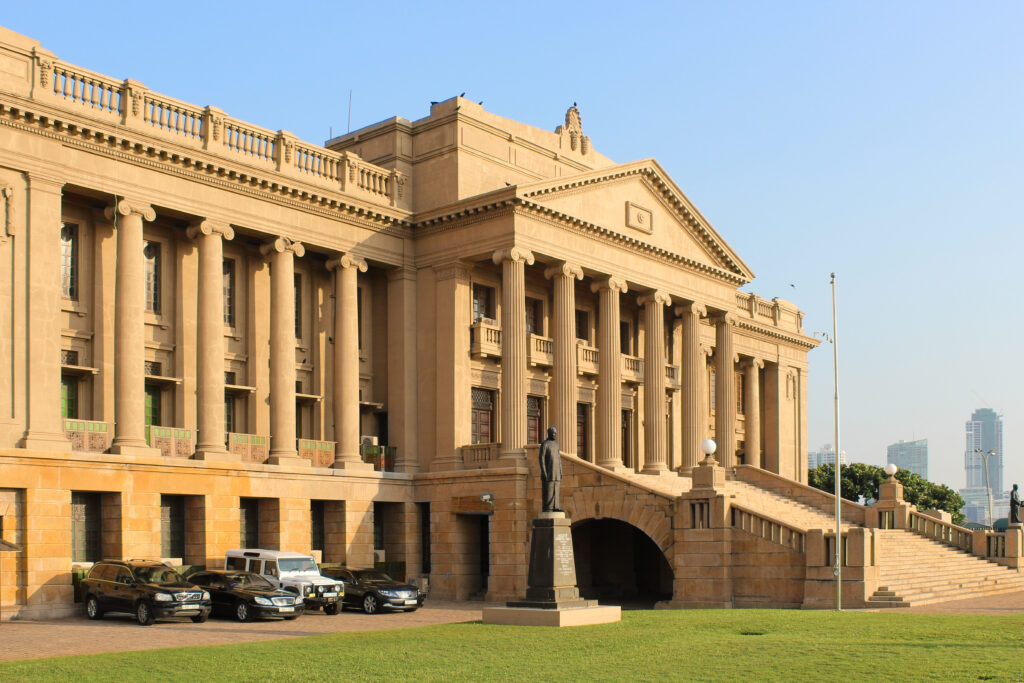 Colombo Fort & Mangrove Boat Ride